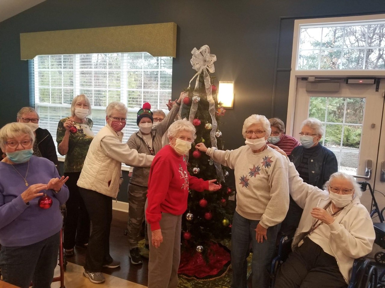 Arrow Senior Living Celebrating 45 Days of Holiday Cheer Arrow Senior